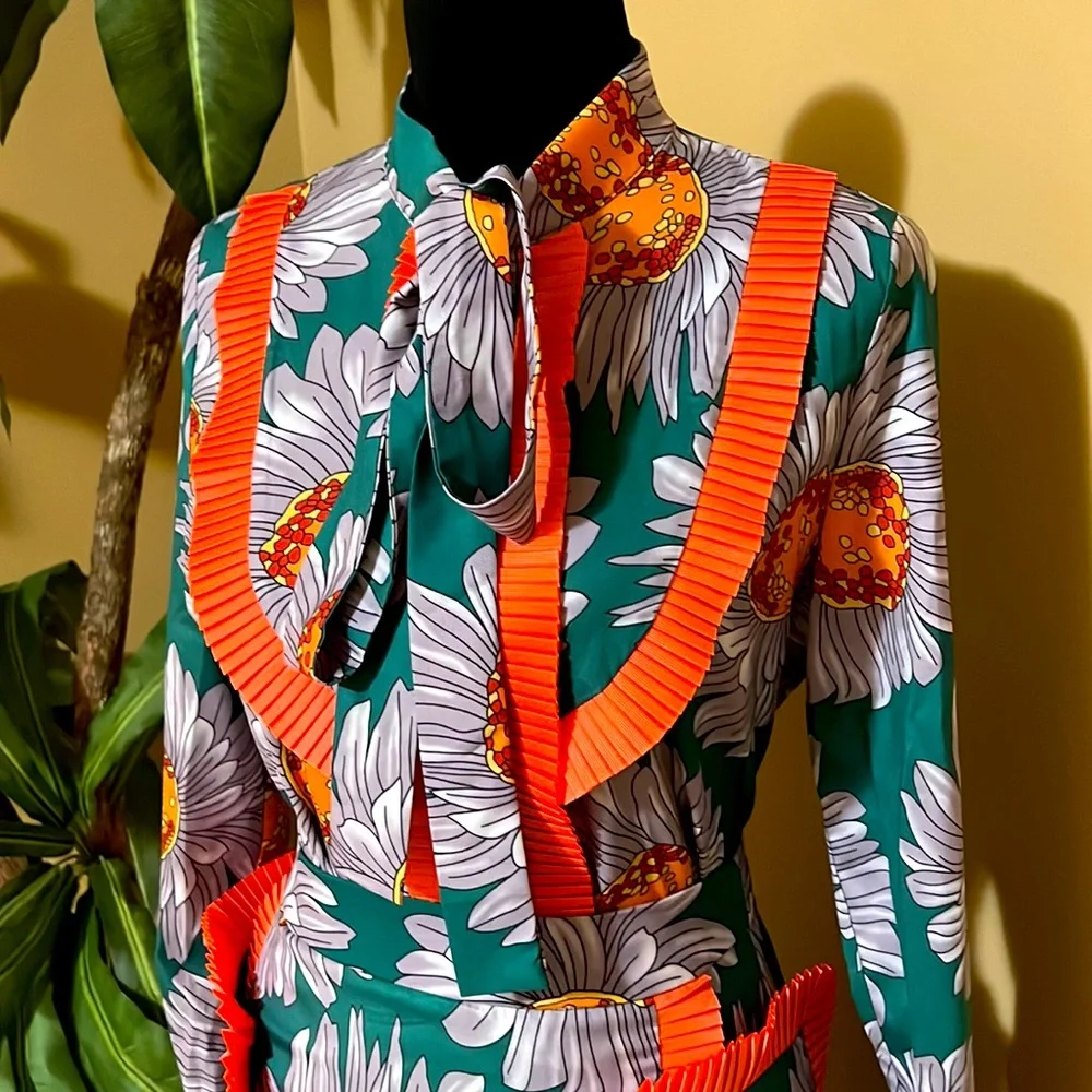 Sunflower Skirt Set - Picture 7 of 11